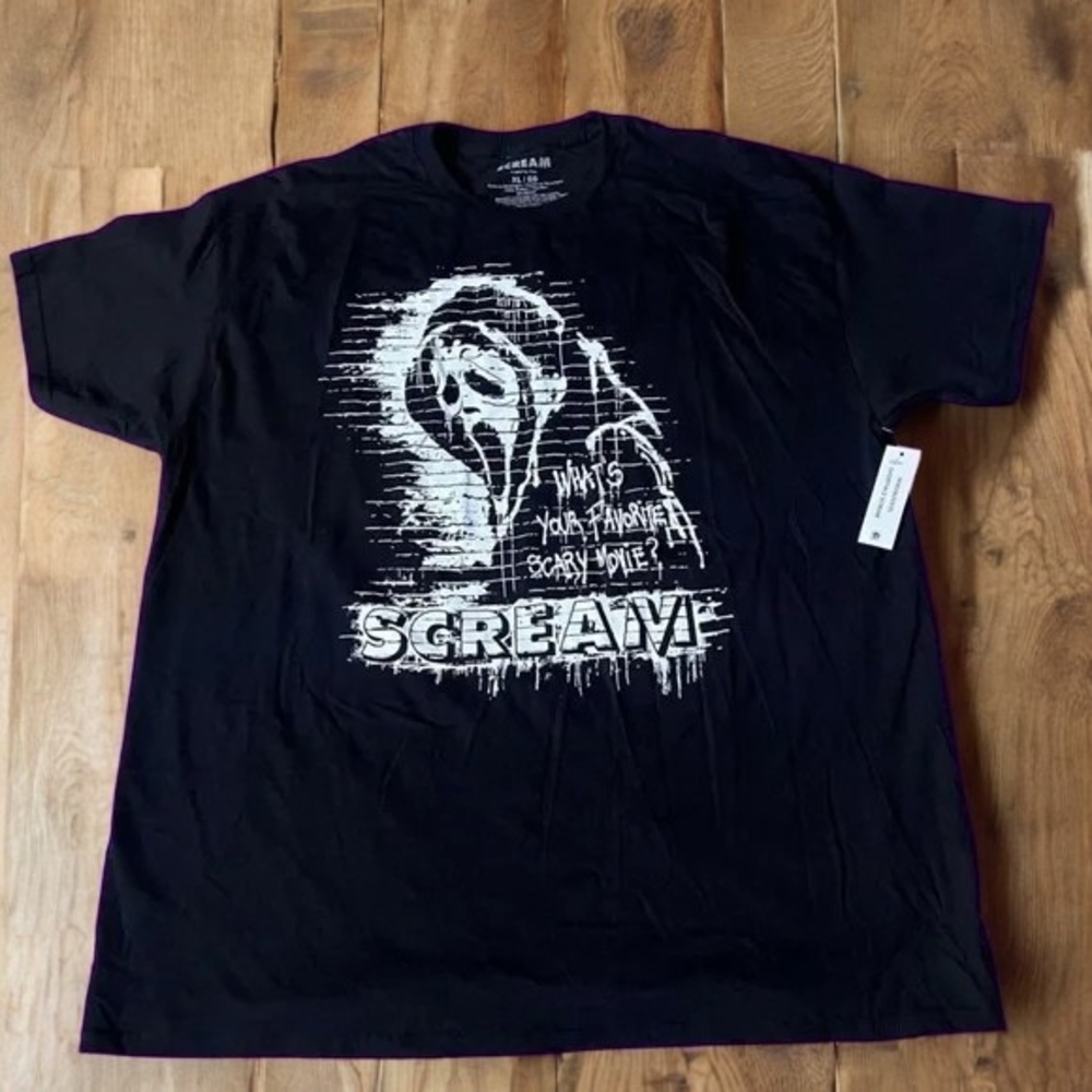 Graphic Black Tee